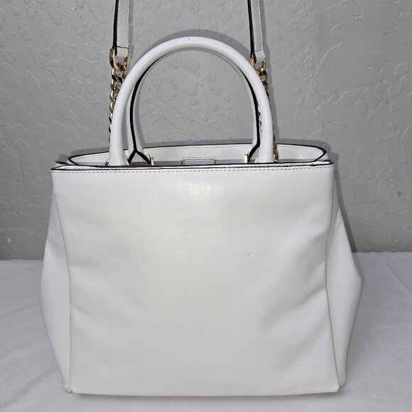 Michael Kors KARLIE White Leather Top Handle / Gold Chain Link Shoulder Bag - Picture 6 of 15